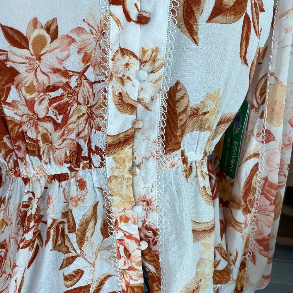 NWT Guess Floral V-Neck Blouse Sz M - Picture 4 of 12